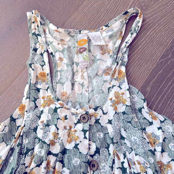 MIMI CHICA green white floral halter racer cack buttoned tank top blouse. Small - Picture 2 of 5